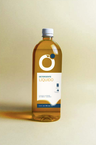 Crown | Un litro de maestría textil.